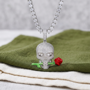 Pendentif Crâne Rose Iceout en Argent avec Diamant Moissanite, Bijou de Mode Hip Hop de Luxe pour Fêtes et Événements, Pièce Maîtresse Premium - Product Image 1