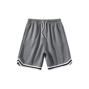 Nouveau short de sport 2-en-1 en 100 % polyester à séchage rapide, idéal pour la gym et le basketball, décontracté, taille mi-haute, avec poche latérale zippée, motif uni, en toile. - Product Image 6