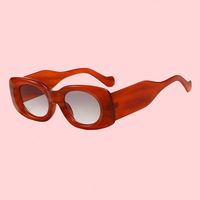 Lunettes de soleil carrées concaves UV400 pour femmes, nouvelle mode 2026, style urbain haut de gamme, tendance et populaires sur internet, monture complète