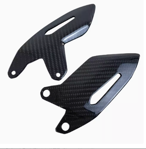 Kit Completo di Accessori Moto in Fibra di Carbonio per Kawasaki Ninja H2R: Parafanghi Anteriori e Posteriori, Pannelli Laterali - Product Image 4