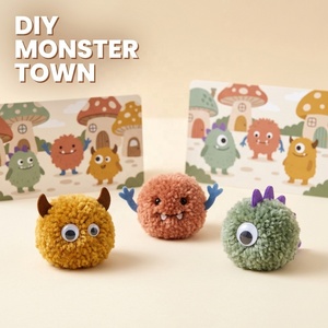 Kit de Manualidades DIY con Pompones Suaves y Esponjosos para Niños, con Escena de Casa de Monstruos de Cartón para Construir, para Niños y Niñas - Product Image 6