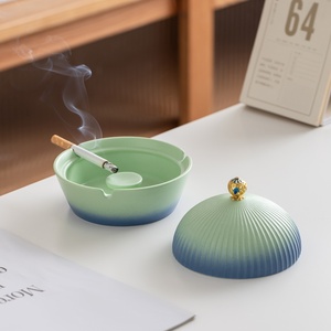 Cendrier en céramique style rétro chinois Cité Interdite Temple du Ciel avec couvercle anti-cendres volantes pour la maison et le bureau - Product Image 2