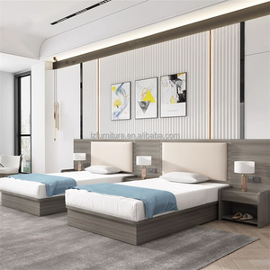 Ensemble de meubles de chambre d'hôtel 3 étoiles économique : lit simple, double, king, queen en bois avec tête de lit capitonnée et tables de chevet - Product Image 1