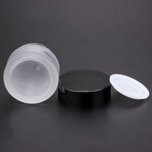 Pot en verre givré pour crème cosmétique, plusieurs tailles, avec couvercle noir, pour crème visage et contour des yeux, flacon rechargeable - Product Image 2
