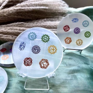 Precio de fábrica 8-9cm Placa de carga de selenita transparente Natural/disco cristal Chakra purificar energía curativa decoración del hogar - Product Image 6