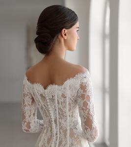 فستان زفاف وسهرة أنيق من شارون سعيد طراز SW526 بتصميم حورية البحر بدون أكتاف من الدانتيل الأبيض للنساء، فساتين حفلات وسهرات (غير متوفر في المخزون) - Product Image 3