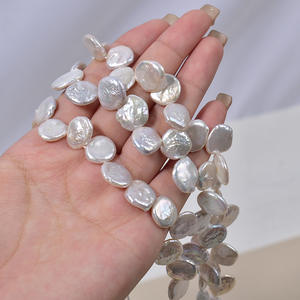 Perlas Barrocas Blancas Naturales de Agua Dulce de 12 mm, Accesorios de Botones con 28 Orificios y Pétalos, Opciones de Color para DIY - Product Image 1