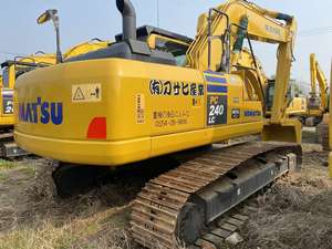 2023 escavatori usati di marca giapponese PC240-8 - Product Image 2