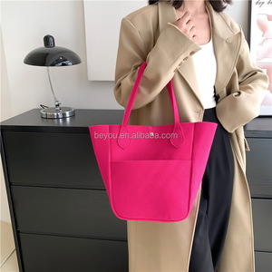 <span class=keywords><strong>Sac</strong></span> cousu <span class=keywords><strong>vert</strong></span> rose haut de gamme grande capacité <span class=keywords><strong>sac</strong></span> à bandoulière pour femmes nouveau Style à la mode Niche fourre-tout <span class=keywords><strong>sac</strong></span> réutilisable pour voyage plage - Product Image 4