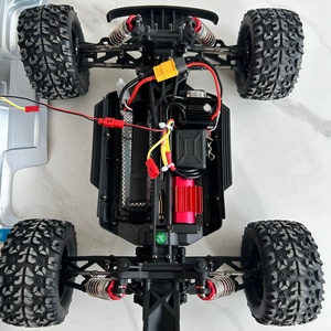 Voiture RC Big Basher SJY-M606 1/12 4WD Brushless Haute Vitesse Tout-Terrain Monster Truck 60KM/H Hyper Go avec Amortisseur à Pression d'Huile Métallique - Product Image 4