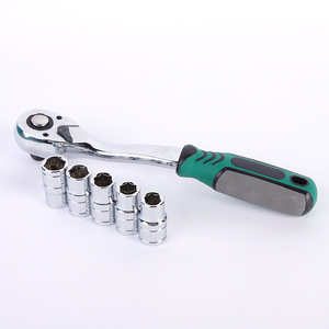 Auto Repair Tool Set <b>Ratchet</b> With <b>Sockets</b> Chromium Vanadium Steel For Mechanical And Automotive Repair - Product Image 1