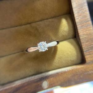 ขายส่งแหวนเพชรธรรมชาติ DE <span class=keywords><strong>VVS</strong></span> 0.3CT แต่งงานหมั้นแหวนหรูหราสต็อกลูกอมเพชรจริง14พันแหวนทองจริง - Product Image 1