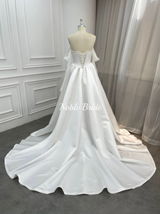 Abito <span class=keywords><strong>da</strong></span> Sposa Elegante 2025 in Raso con Spalle Scoperte, Pizzo e Strascico Incrociato sul Retro per <span class=keywords><strong>Cerimonia</strong></span> Nuziale - Product Image 4