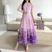 Robe trapèze en mousseline à dégradé floral, longueur cheville, grande taille, avec ceinture et manches courtes à boutons – Printemps-Été, Romantique et Décontractée