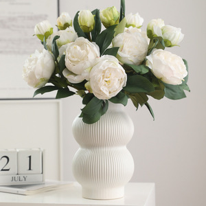 Ramo de Flores Artificiales de Peonía Británica, Color Rosa, Plástico y Seda, Alta Simulación, Decoración para Bodas y Hogar - Product Image 4