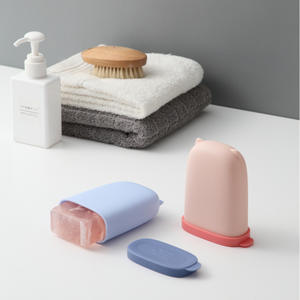 Time Machine Porte-savon en silicone ovale portable avec couvercle bleu pour les voyages et les soins personnels - Product Image 1