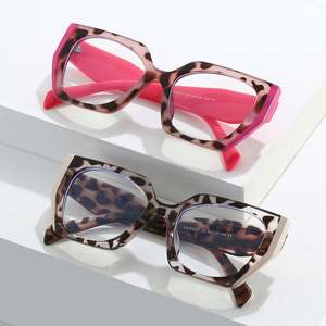 Gafas de Mujer con Logotipo Personalizado, Diseño Irregular, Protección Anti Luz Azul, Estilo Ojo de Gato - Product Image 5