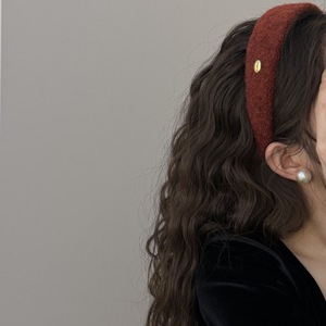 Autunno inverno elegante Versatile fascia larga in lana etichetta oro fermaglio per <span class=keywords><strong>capelli</strong></span> per corona alta per <span class=keywords><strong>capelli</strong></span> randagi - Product Image 3