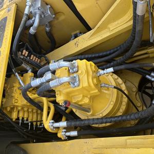 Excavatrice sur chenilles d'occasion PC450 d'origine japonaise, 45 tonnes, économe en carburant, godet de 2,1 m, puissance de 257 kW, en stock - Product Image 6