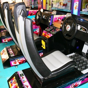 เครื่องเกมอาร์เคดจำลองการขับขี่แบบ Split Second Driver แนวตั้ง HD Speed Zone Moto Super Arcade Game Machine - Product Image 3