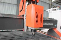 Venta caliente Cnc Router Muebles Estilo 1325 Tallado Cnc Router para tablero de partículas MDF HDF OSB Tablero de madera maciza Fabricación de muebles Uk