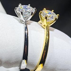 Anelli Trendy Hip Hop all'Ingrosso in <span class=keywords><strong>Argento</strong></span> 925 Placcato con Moissanite <span class=keywords><strong>D</strong></span> VVS1 da 1 Carato (6,5 mm) a Sei Griffe, Certificati GRA - Product Image 2