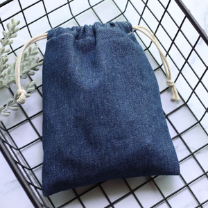 Denim mỹ phẩm trang điểm dây rút Quà tặng Túi Quần Jean vải chuỗi quảng cáo bao bì Pochette túi với logo tùy chỉnh - Product Image 4