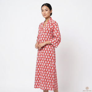 เดรสยาวทรงเอไลน์ผ้าฝ้ายแท้ 100% ลายดอกไม้ สไตล์หวานซ่อนเปรี้ยว เอวสูง ลำลอง วินเทจ โบฮีเมียน เป็นมิตรกับสิ่งแวดล้อม สำหรับผู้หญิง ใส่ได้ในฤดูร้อน มีกระเป๋า - Product Image 1