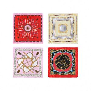 Foulards carrés en polyester et soie imprimés numériquement, motif feuille et fleur, 50 cm, avec logo personnalisé, pour femmes, collection Printemps, vente en gros YKH0084 - Product Image 6