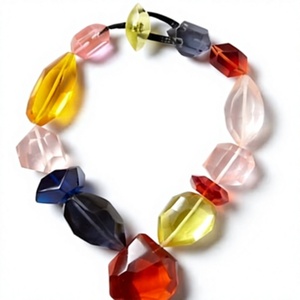 Collier unique de qualité supérieure ANEES HANDICRAFTS en résine transparente multicouche avec perles, motif fantaisie, pour femmes, pour les fêtes, les mariages, la mode - Product Image 4