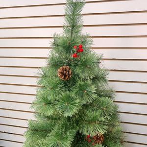 Árbol de Navidad de Pino Artificial de Alta Calidad de 1.5m con Ramas de Frutos Rojos y Piñas Grandes - Product Image 2
