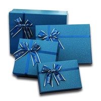 Boîte cadeau carrée rigide en papier noir portable, modèle 2026, la plus récente, avec poignée, impression personnalisée acceptée