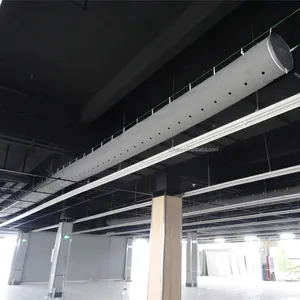 Entrepôt de supermarché industrie alimentaire utilisant un conduit d'air textile pour la ventilation et le refroidissement