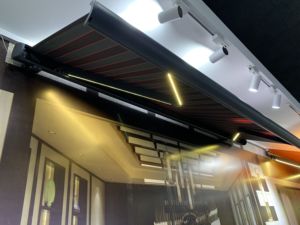 <span class=keywords><strong>Toldo</strong></span> Motorizado de Aleación de Aluminio para Balcón, Plegable, con Casete Completo, Retráctil - Product Image 3