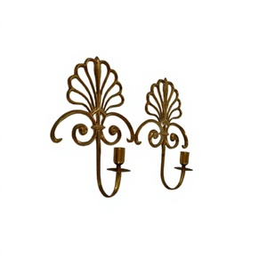 Porte-bougie mural en fer couleur or de qualité supérieure, taille et forme personnalisées, par Home Arts. - Product Image 1
