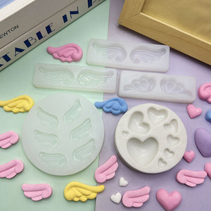 Molde de Silicona para Pastel con Forma de Corazón y Alas de Ángel, Resistente al Calor, Fácil de Desmoldar, para Decoración de Chocolate y Mousse - Product Image 1