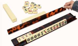 Moderno y Lujoso Soporte Magnético de Acrílico para Mahjong con Organizador de Fichas Portátil de Borde Recto para Fichas de Mahjong Americanas - Product Image 1
