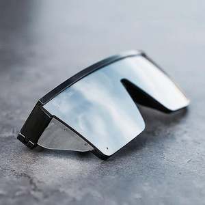 Gafas de Sol Cuadradas Plateadas con Logotipo Personalizado, Retro, para Hombre y Mujer, con Montura Grande, Lentes Polarizadas UV400 de una Sola Pieza - Product Image 2