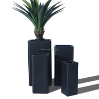 Pot de fleur personnalisé peinture lisse Pots en fibre de verre et jardinière Vase grand jardin de fleurs d'extérieur en gros