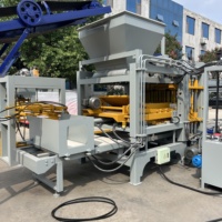 Machine à former des blocs de béton QT4-15 pour blocs creux et pavés