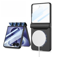 Coque de téléphone à couverture intégrale en PC avec charnière magnétique et anneau magnétique intégré compatible avec la charge sans fil pour Samsung Z Flip 8