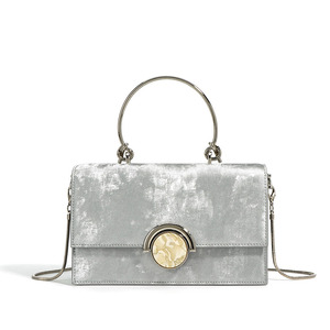 Sac à main <span class=keywords><strong>de</strong></span> luxe en cuir véritable argenté métallisé pour femme, sac bandoulière à rabat <span class=keywords><strong>de</strong></span> créateur, pochette é<span class=keywords><strong>l</strong></span>égante pour soirée - Product Image 2