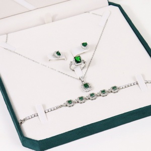 High Quality Velvet <b>Large</b> 4 Pieces Jewelry Set <b>Box</b> Pearl Necklace <b>Box</b> Full Set Jewelry <b>Gift</b> <b>Box</b> with Gold Label - Product Image 4