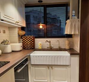 Gabinetes de Cocina <span class=keywords><strong>Modulares</strong></span> de Madera Sólida Rústica Personalizados BALOM, Acabado Lacado, Puertas de Gabinete con Rejilla Tallada a Medida para Cocina - Product Image 4