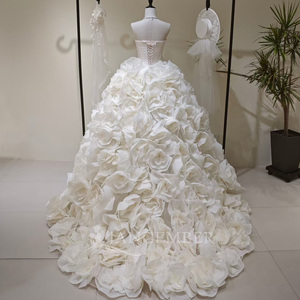 LY118 Vestido de Novia Único con Flores 3D, Vestidos de Novia con Corsé - Product Image 3