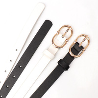 Ceinture pour femme en cuir PU avec boucle ovale dorée, accessoire de taille fine pour jeans, robes et tenues décontractées quotidiennes
