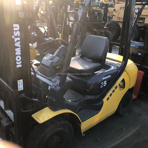 Chariot élévateur diesel Komatsu FD25/FD30 16e génération 2,5 tonnes d'occasion avec déplaceur latéral modèle 2012 origine Japon - Product Image 5