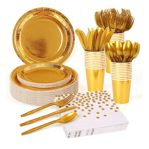 <span class=keywords><strong>Vaisselle</strong></span> florale <span class=keywords><strong>jetable</strong></span> en <span class=keywords><strong>or</strong></span> <span class=keywords><strong>rose</strong></span> comprenant des assiettes, tasses et serviettes de table Fournitures de fête <span class=keywords><strong>Vaisselle</strong></span> en gros - Product Image 1