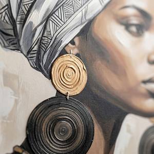 <span class=keywords><strong>Dipinto</strong></span> Murale di Alta Qualità con Ritratto <span class=keywords><strong>Etnico</strong></span> di Regina Africana, Orecchini a Strati e Turbante - Product Image 2