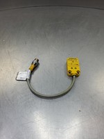 Sensor Proximitas Ni20-q14-ap6x2 Ni20q14ap6x2. 5e-14 Produk Baru, Asli dengan Garansi Satu Tahun